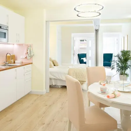 Apartman Luxurious 1 Bedroom Apartment In Central Lisbon
