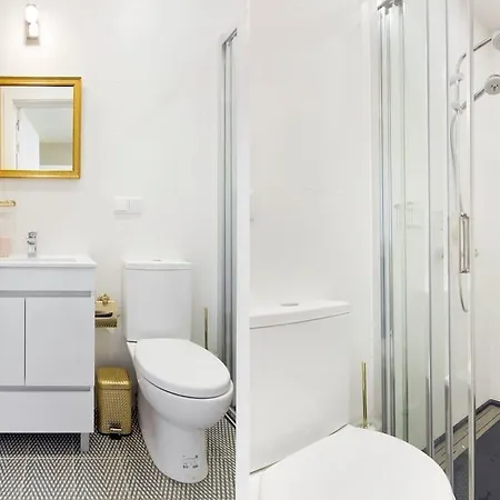 Luxurious 1 Bedroom Apartment In Central Lisbon Apartman *